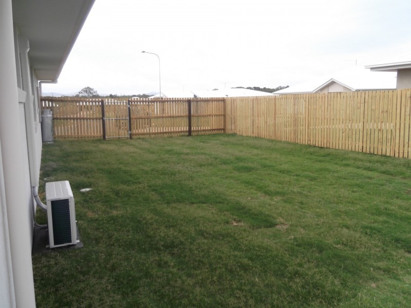12 Marc Crescent, Gracemere QLD 4702