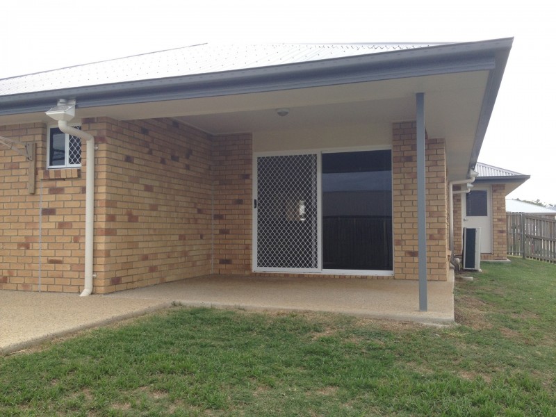 15 Thomas Street, Gracemere QLD 4702