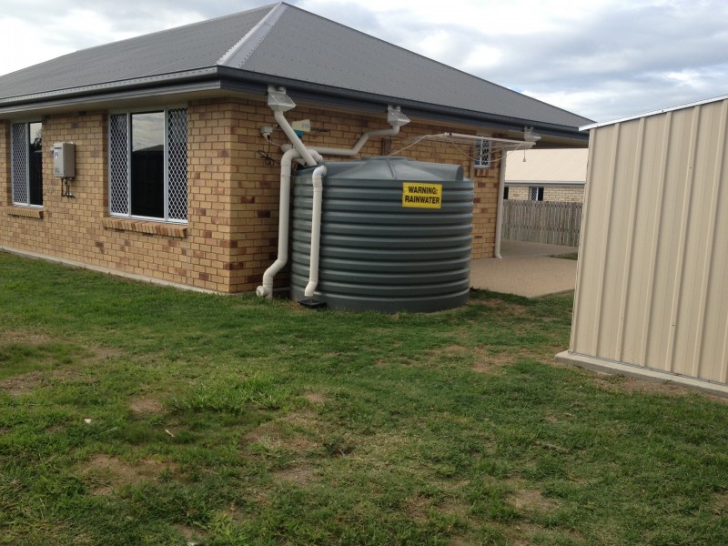 15 Thomas Street, Gracemere QLD 4702