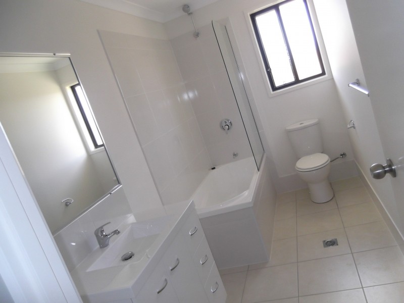 38 Marc Crescent, Gracemere QLD 4702