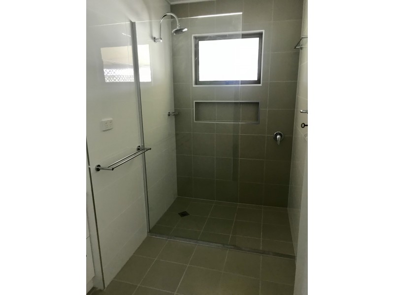 156 Donnollan Street, Berserker QLD 4701