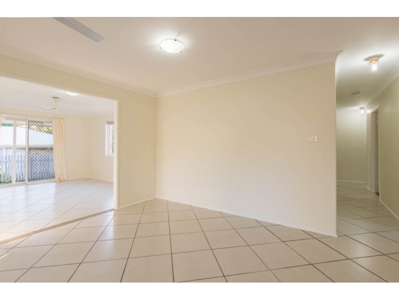 15 Casuarina Court, Kawana QLD 4701