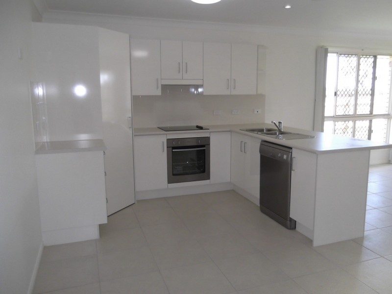 2 Perkins Court, Gracemere QLD 4702