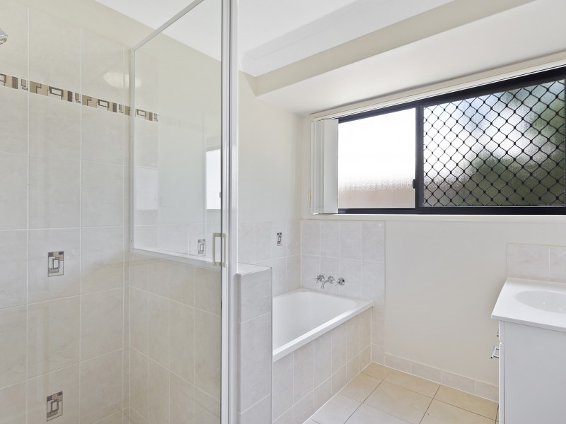 5 Joseph Street, Gracemere QLD 4702