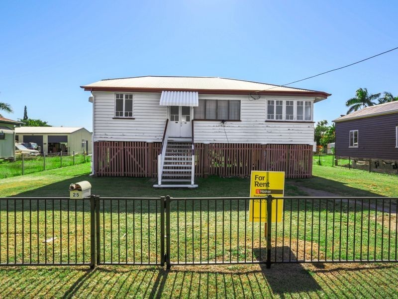 25 Face Street, Park Avenue QLD 4701