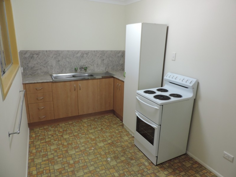 Unit 2/362 Irving Street, Frenchville QLD 4701