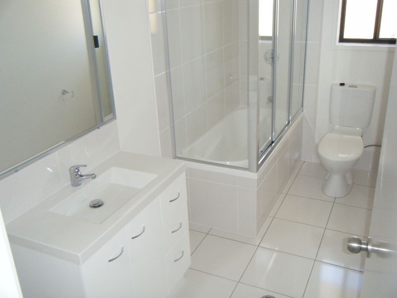 22 Angela Court, Gracemere QLD 4702