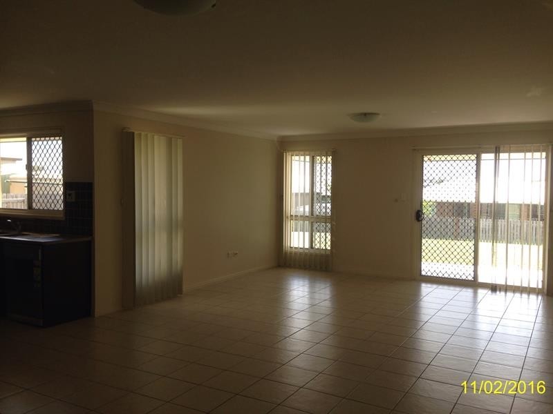 8 Annie Close, Gracemere QLD 4702