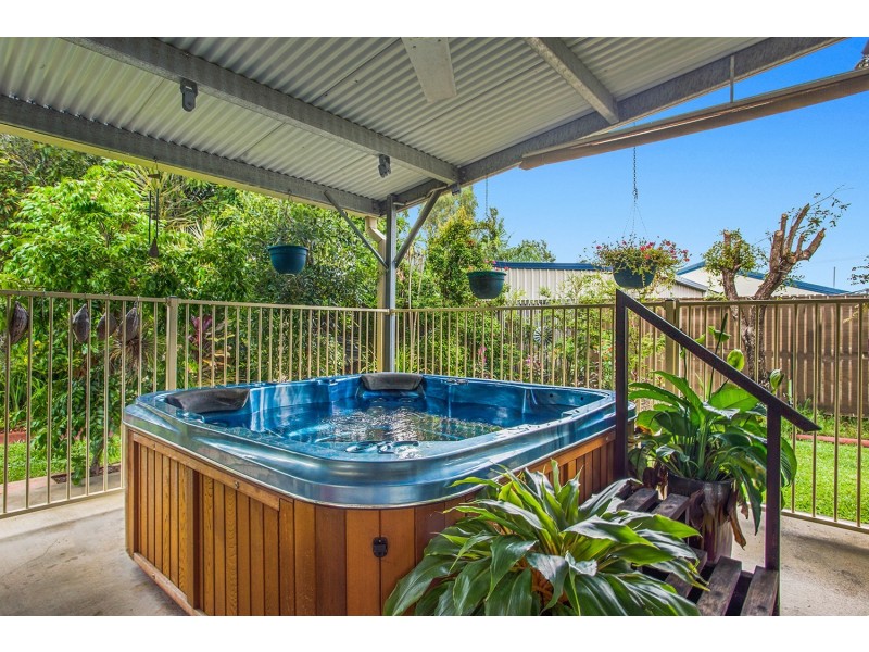 4 Griffin Street, Kawana QLD 4701