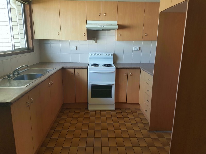 Unit 6/85 West Street, The Range QLD 4700