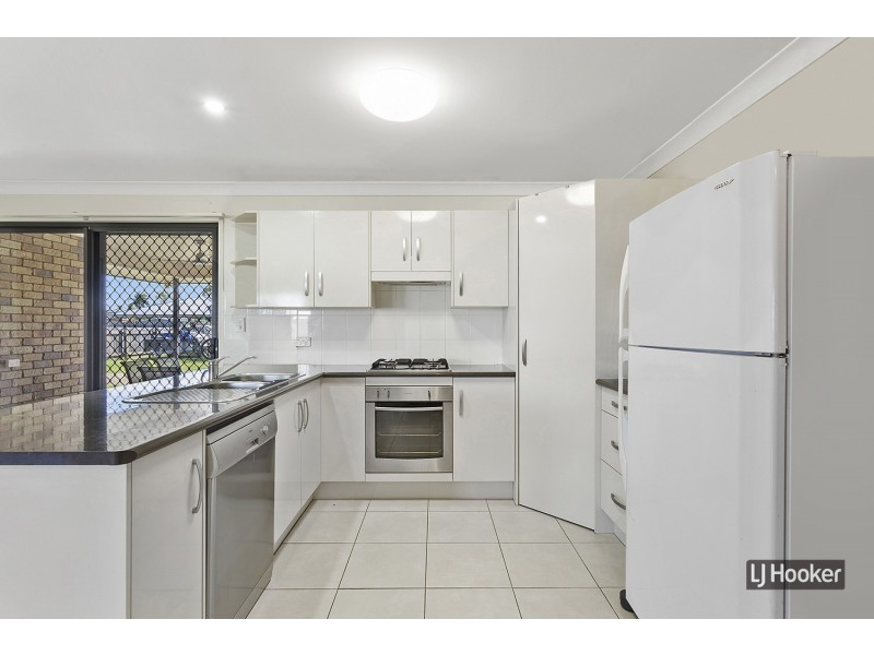 12 Owen Avenue, Gracemere QLD 4702