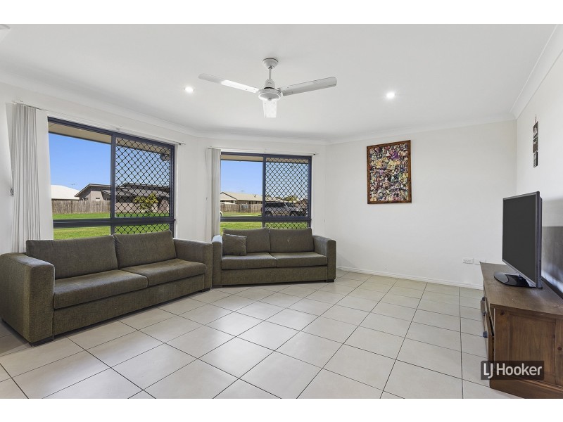 12 Owen Avenue, Gracemere QLD 4702