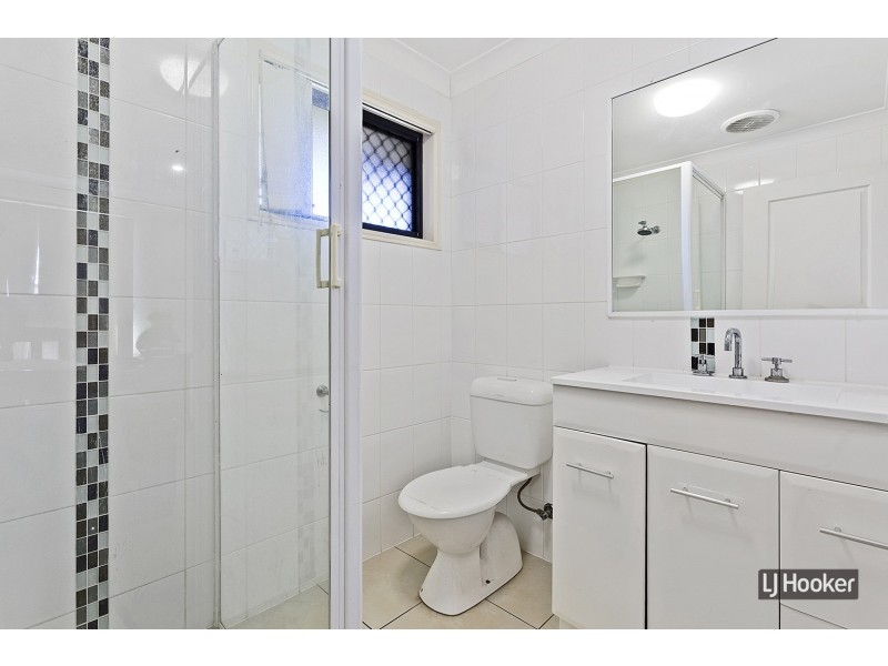12 Owen Avenue, Gracemere QLD 4702