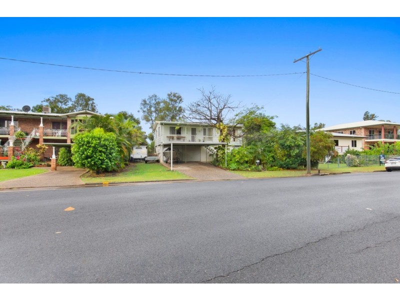 10 Larcombe St, Park Avenue QLD 4701