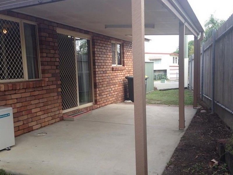 Unit 1/232 Farm Street, Kawana QLD 4701