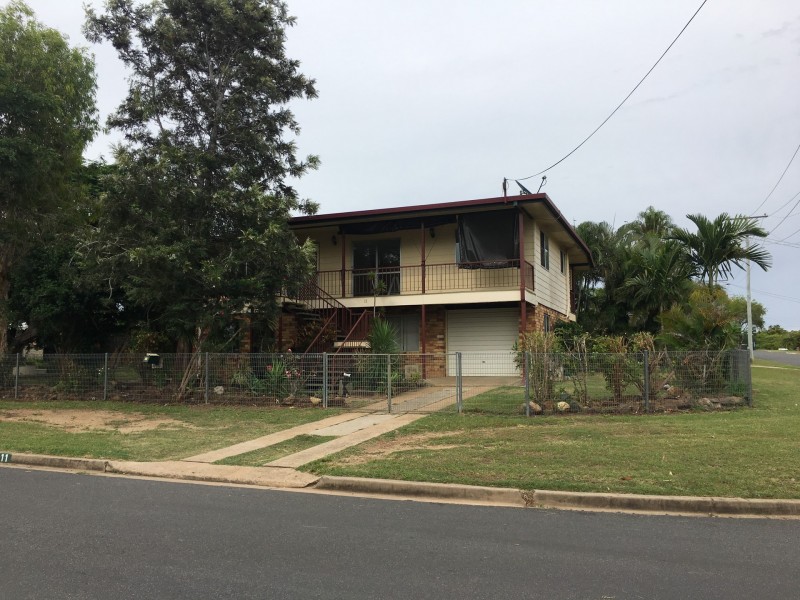 11 McCarthy St, Gracemere QLD 4702
