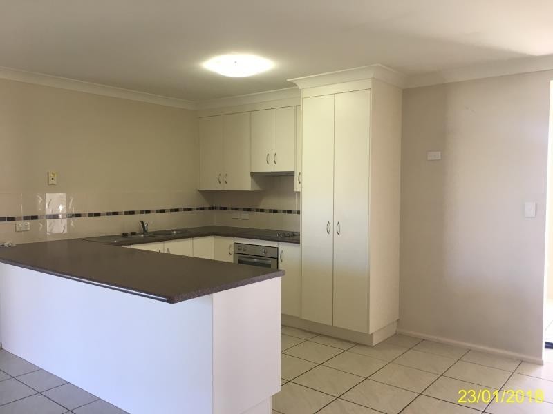 13 Gilmore Crt, Gracemere QLD 4702