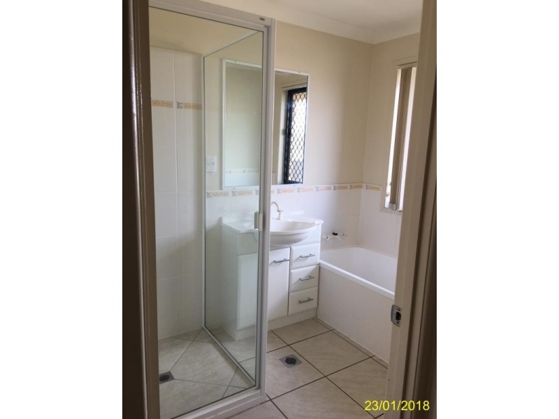 13 Gilmore Crt, Gracemere QLD 4702