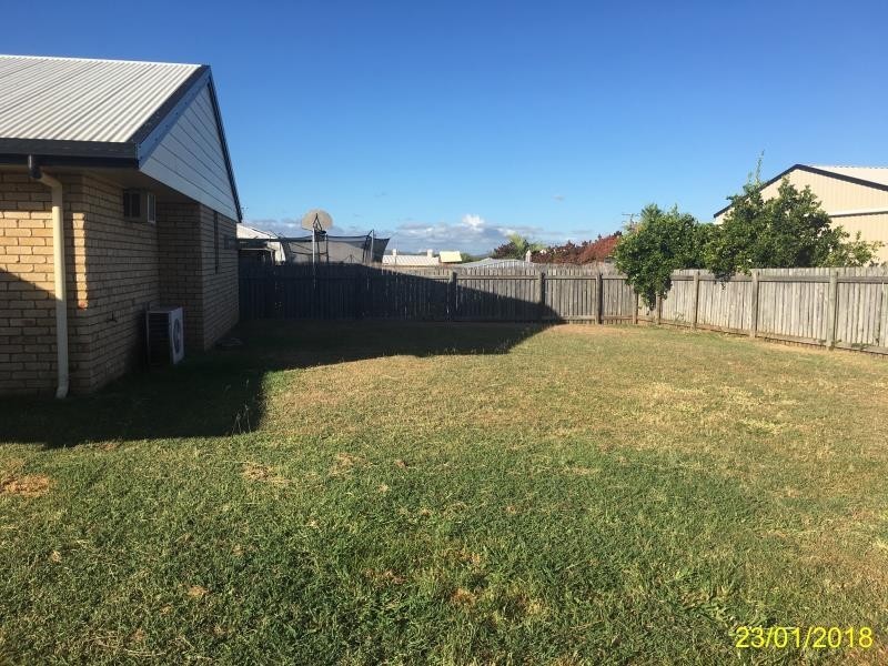 13 Gilmore Crt, Gracemere QLD 4702