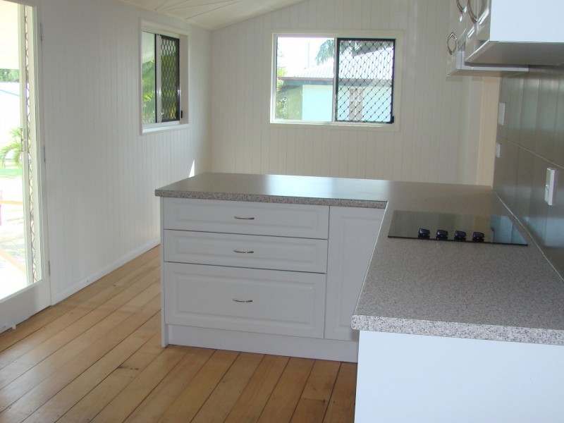 28 Thackeray Street, Park Avenue QLD 4701