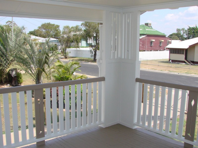 28 Thackeray Street, Park Avenue QLD 4701