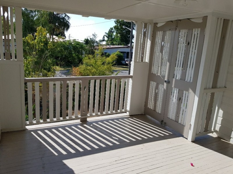 28 Thackeray Street, Park Avenue QLD 4701