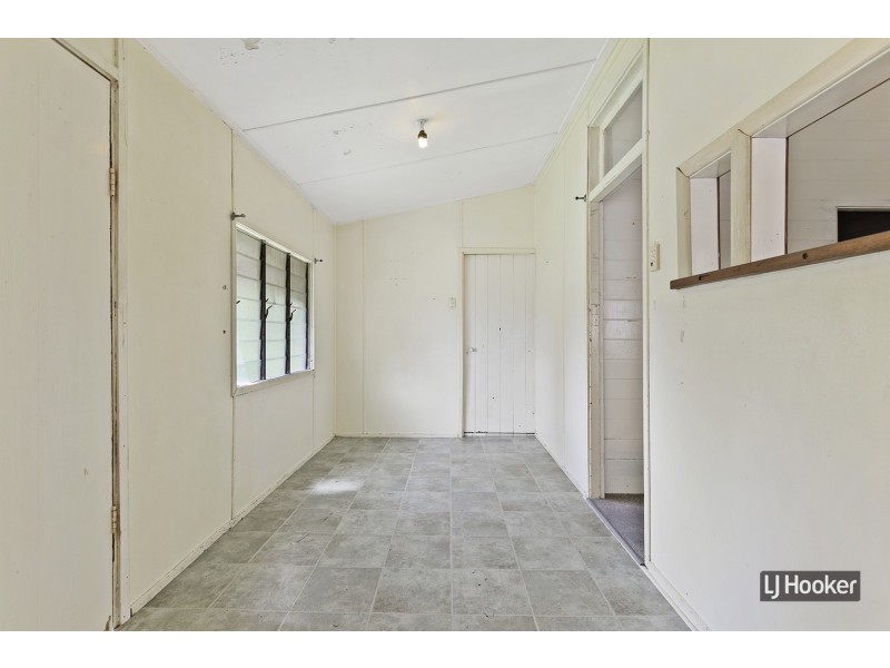 9 Wood Street, Depot Hill QLD 4700