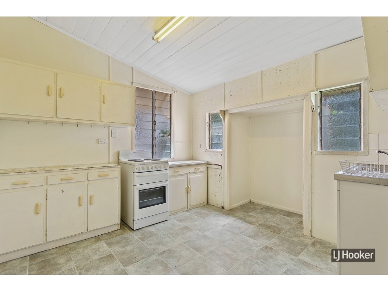 9 Wood Street, Depot Hill QLD 4700
