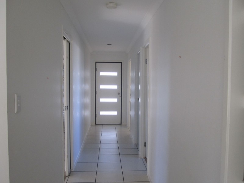 3 Angela Court, Gracemere QLD 4702