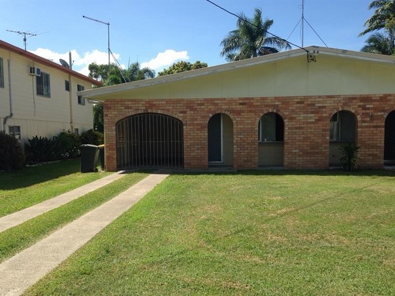 Unit 1/19 Hogan Street, Park Avenue QLD 4701