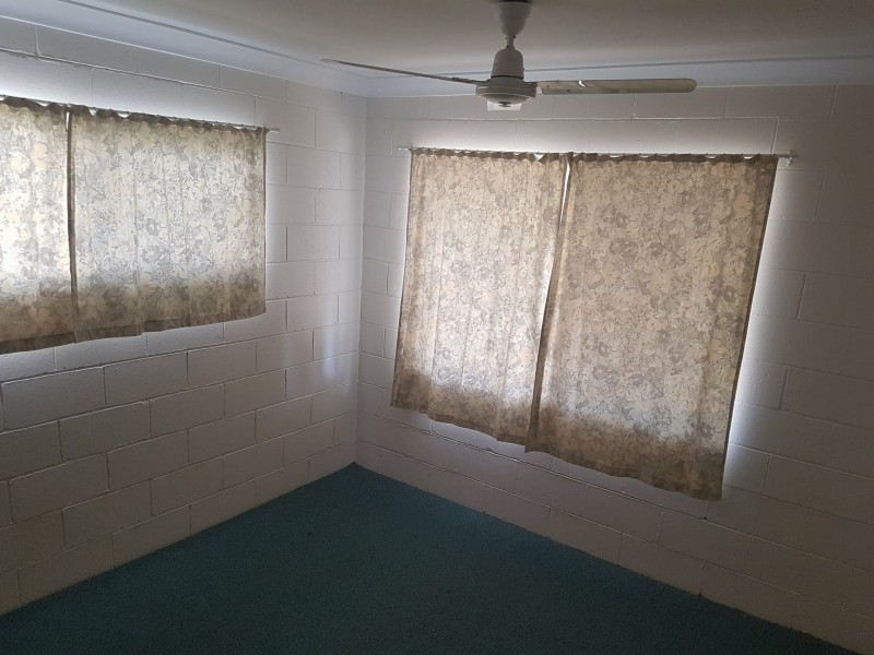 Unit 1/19 Hogan Street, Park Avenue QLD 4701