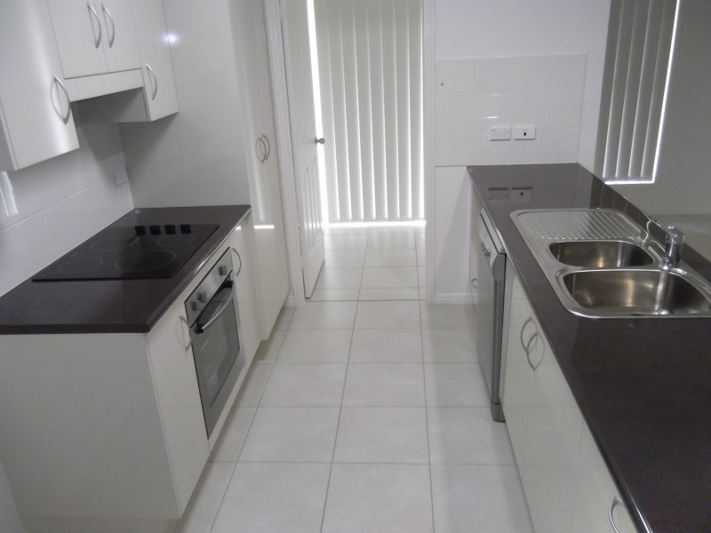 23 Cherryfield Road, Gracemere QLD 4702