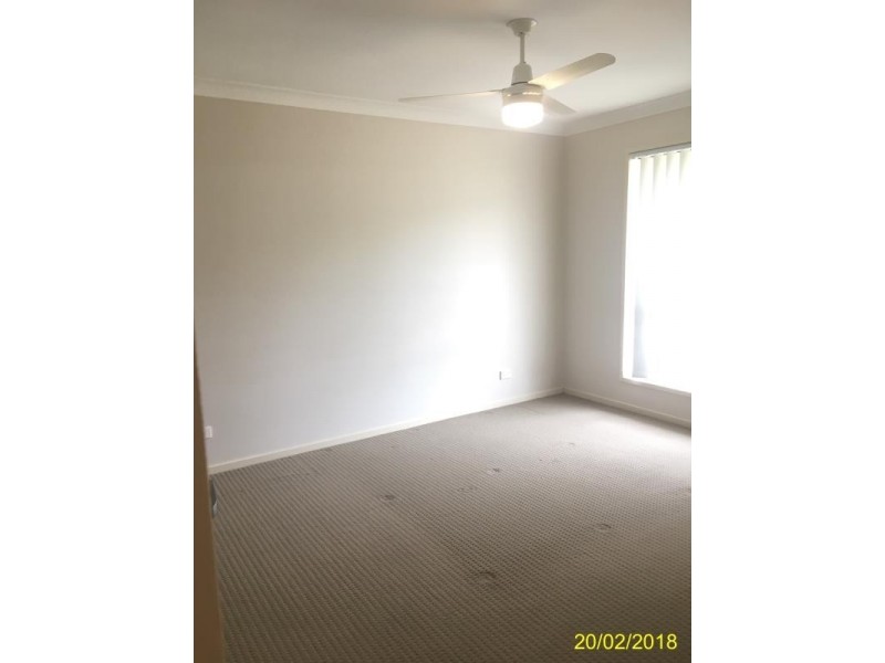 25 Riley Drive, Gracemere QLD 4702