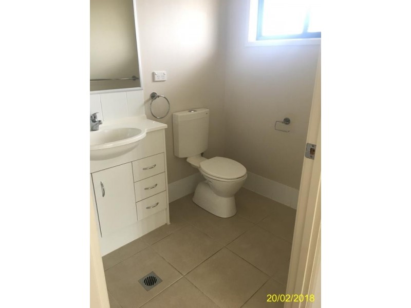 25 Riley Drive, Gracemere QLD 4702