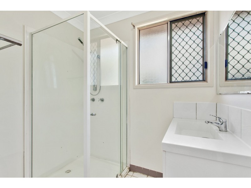 142 Dee Street, Koongal QLD 4701