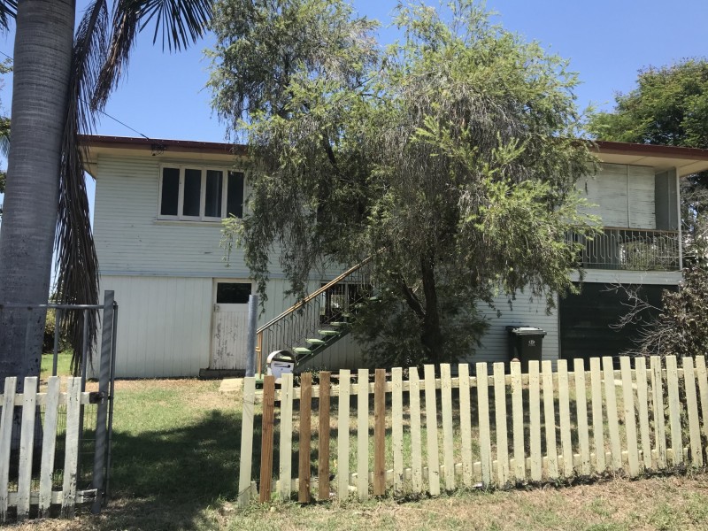 35 North Street, The Range QLD 4700