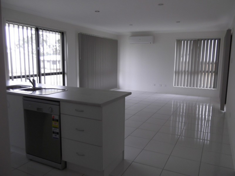 18 Amy Street, Gracemere QLD 4702