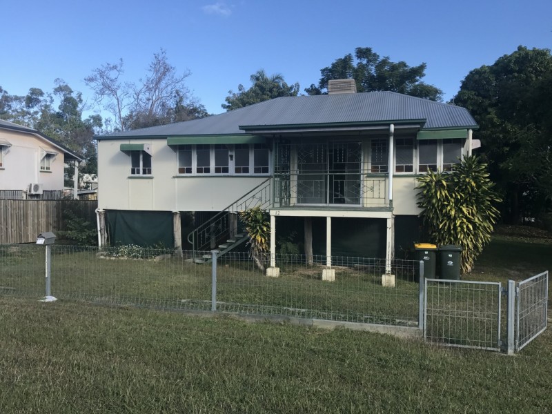 12 Charles Street, Berserker QLD 4701