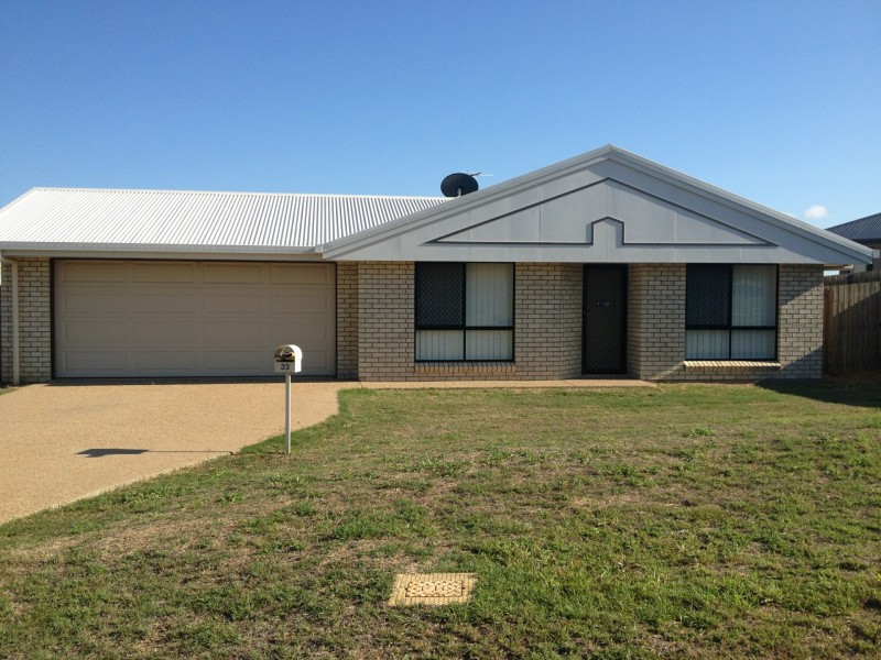 33 Leichhardt Drive, Gracemere QLD 4702