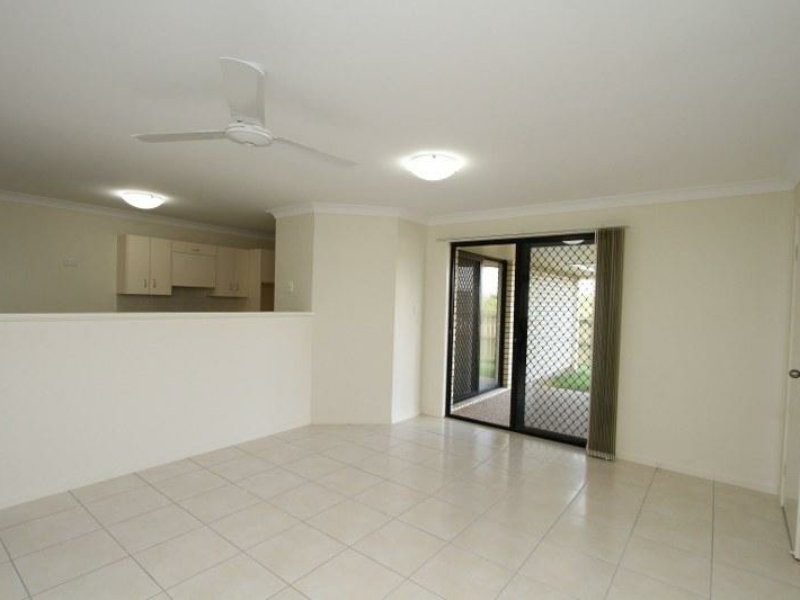 33 Leichhardt Drive, Gracemere QLD 4702