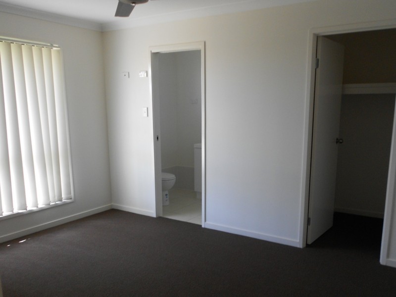 17 Brodie Drive, Gracemere QLD 4702