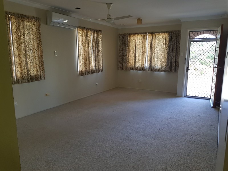 1/300 Duthie Avenue, Frenchville QLD 4701
