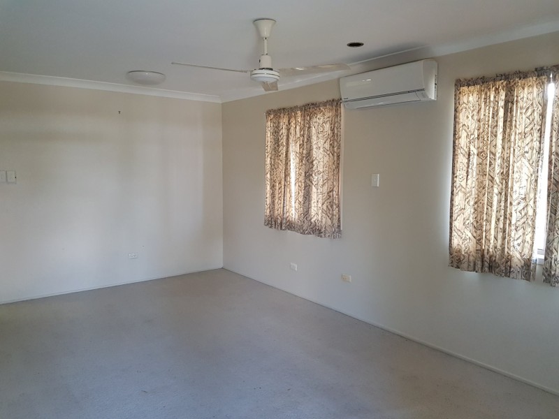 1/300 Duthie Avenue, Frenchville QLD 4701