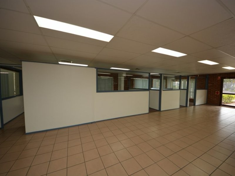 127 Gladstone Road, Rockhampton City QLD 4700