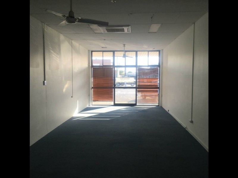 Shop 4/32-34 Denham Street, Rockhampton City QLD 4700