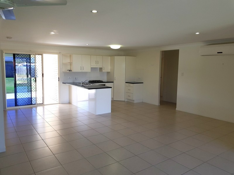 42 Riley Drive, Gracemere QLD 4702