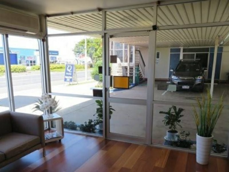 The Q Motel/116 Gladstone Road, Allenstown QLD 4700