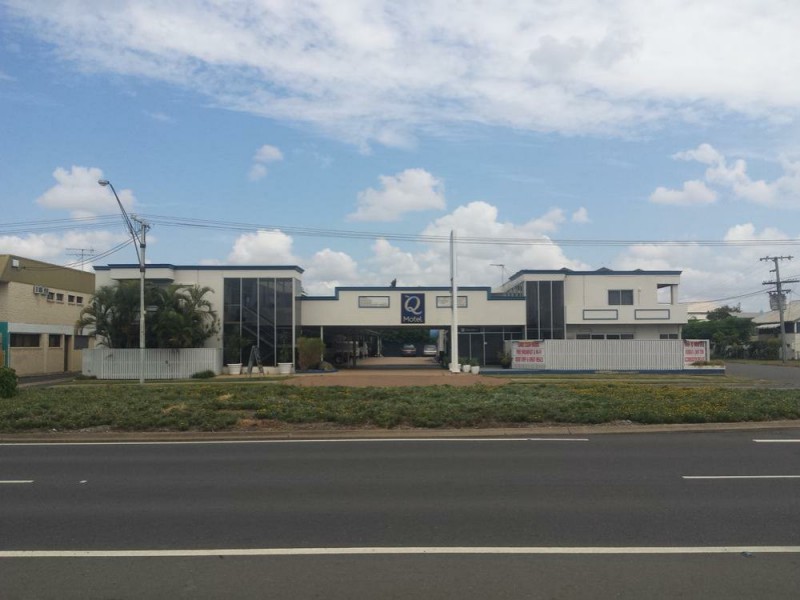 The Q Motel/116 Gladstone Road, Allenstown QLD 4700