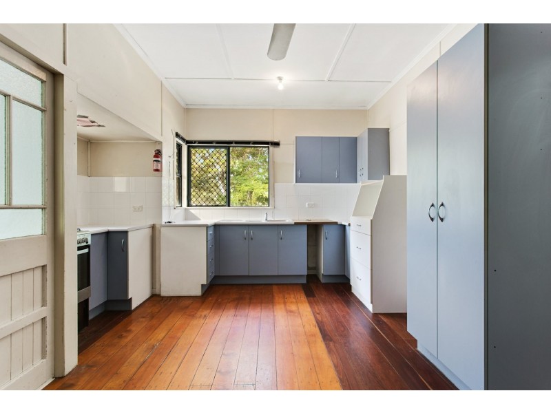 36 Hinchliff Street, Kawana QLD 4701