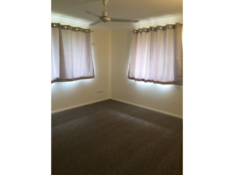 2A Athelstane Terrace, The Range QLD 4700